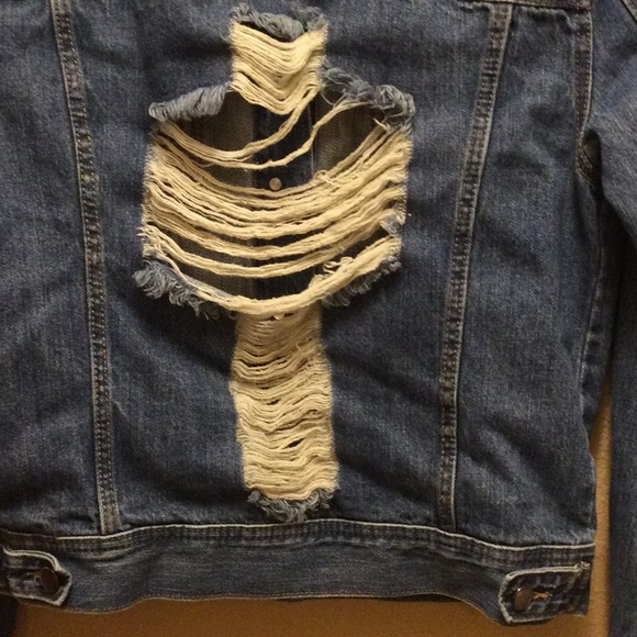 Forever 21 Jean Jacket Distressed with Spikes Size Small - Picture 7 of 11